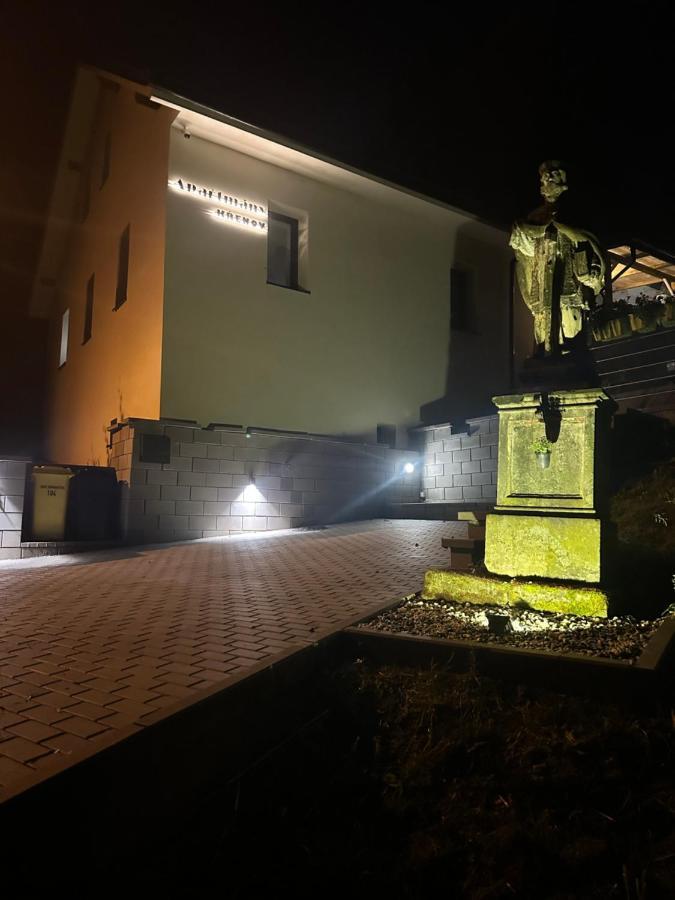 Apartmany Krenov Bernsdorf エクステリア 写真