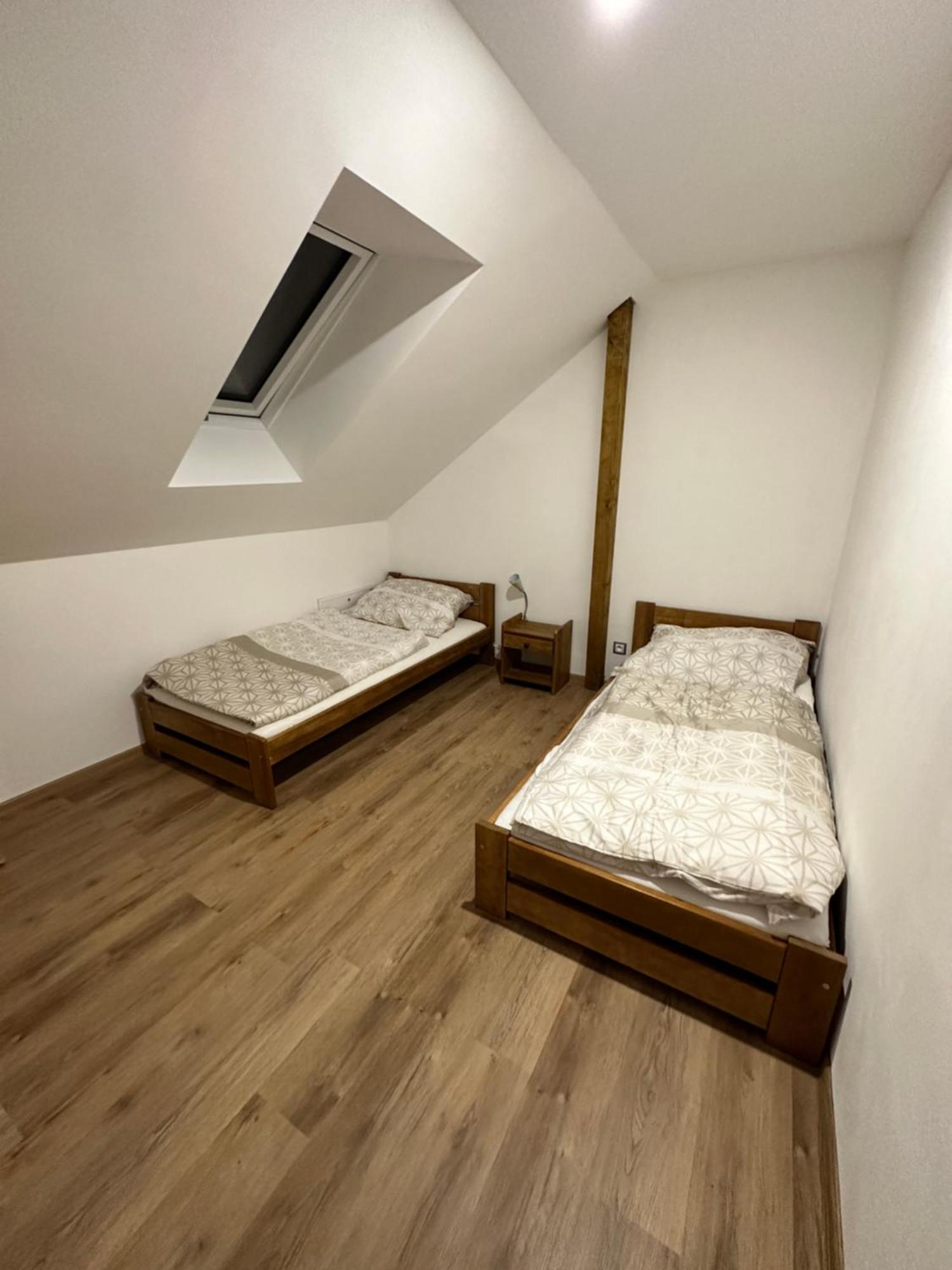 Apartmany Krenov Bernsdorf エクステリア 写真